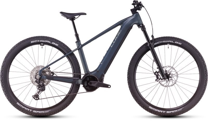 Cube Reaction Hybrid SLX 800