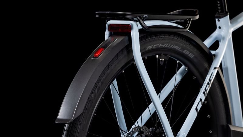 Cube Kathmandu Hybrid ONE 800 polarwhite´n´black – Bild 4
